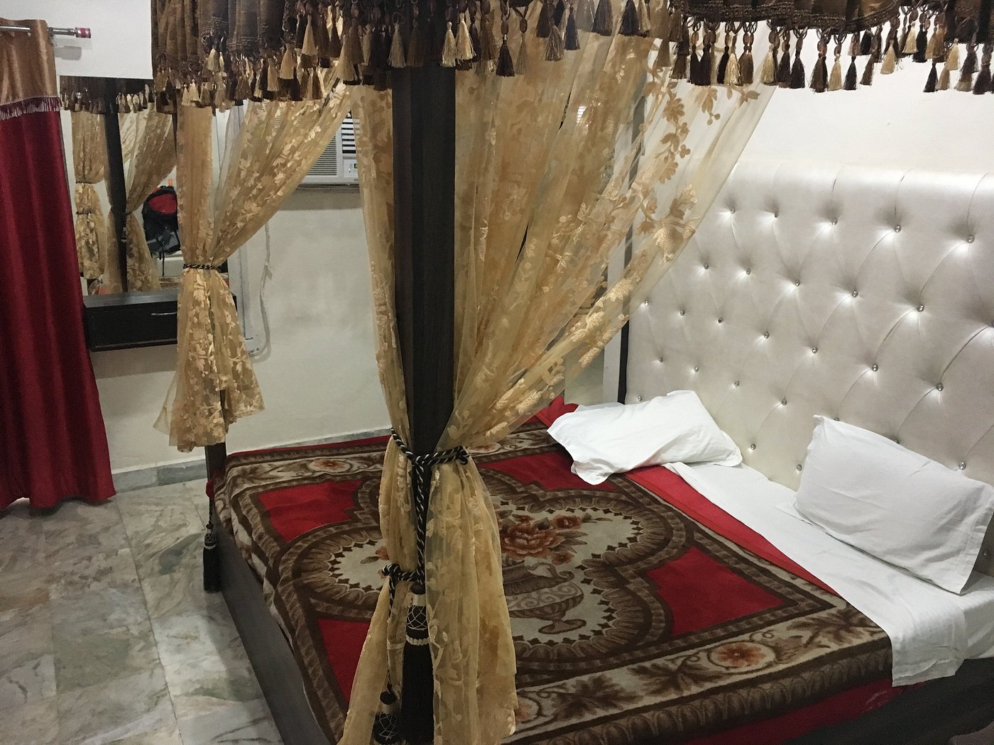 budget hotels in agra