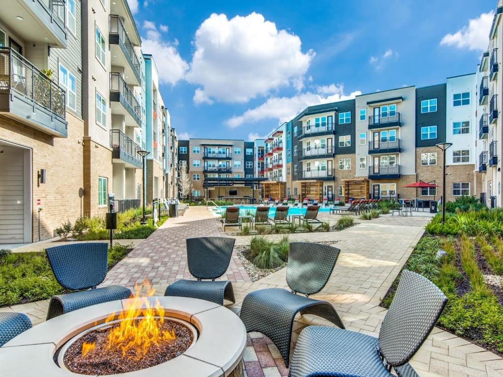 Budget hotels Cozy 2-bedroom apartment in lovely Austin