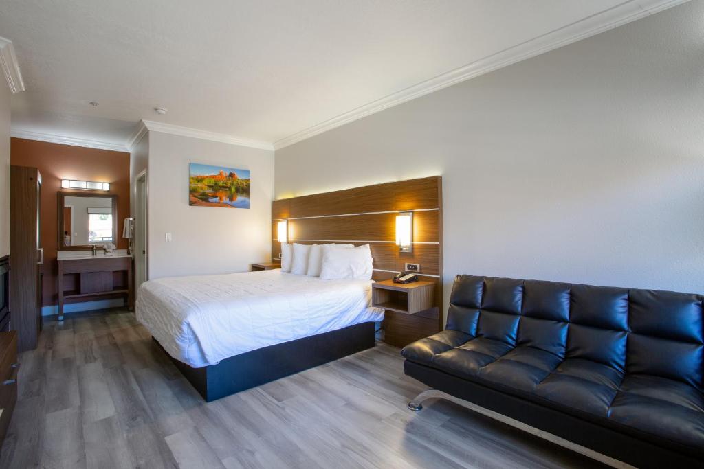 Wildflower Inn at Bell Rock