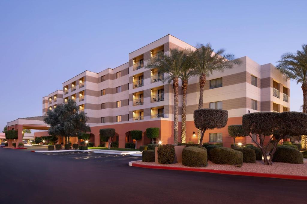 best cheap stay options in scottsdale