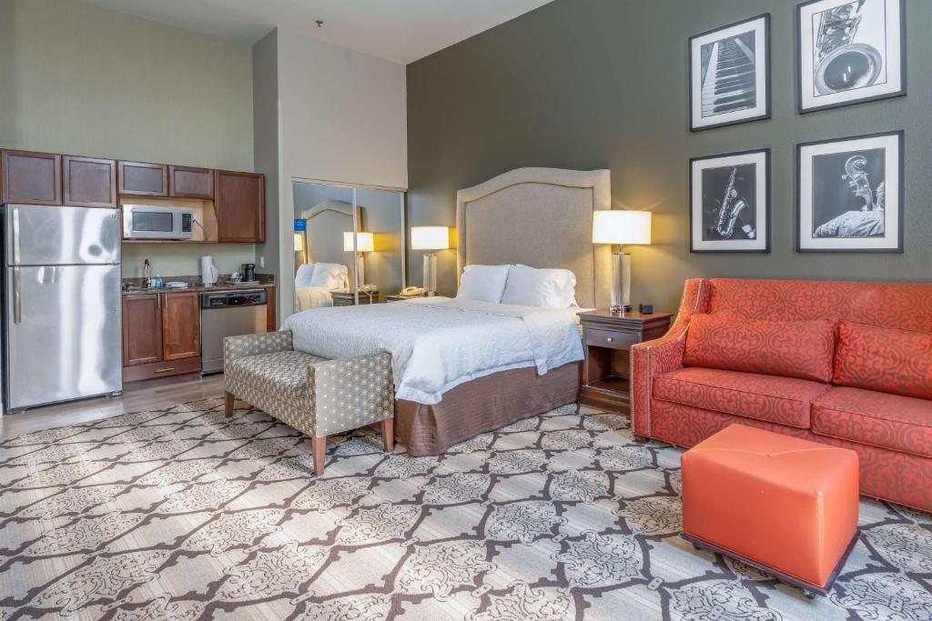 Hampton Inn and Suites New Orleans Convention Center