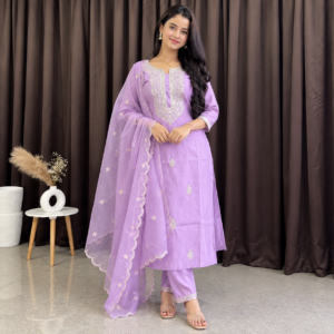 Women’s Lavender Embroidered Kurta Pant Dupatta Set with Scalloped Lace Border